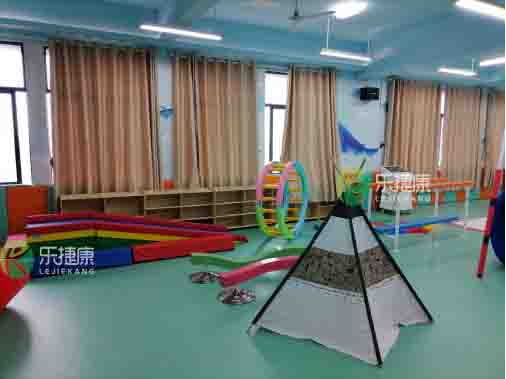 工业工程职业技术学院感觉统合训练室